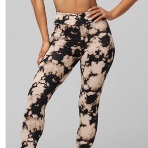 LiCi Tie-Dye Cross Waisted Leggings